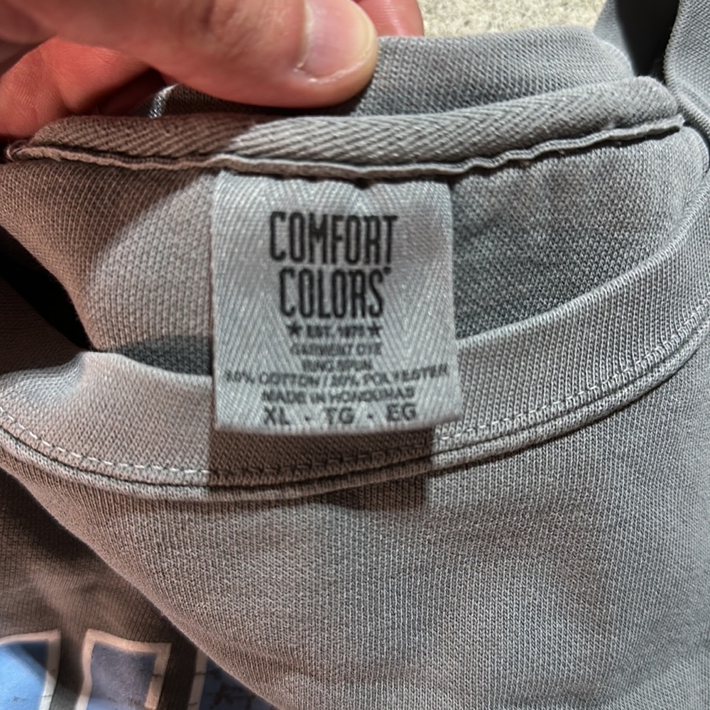 Sweatshirt - Picture 2 of 2